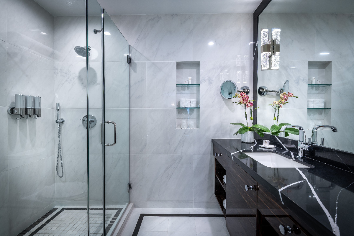 GRAND QUEEN SUITE