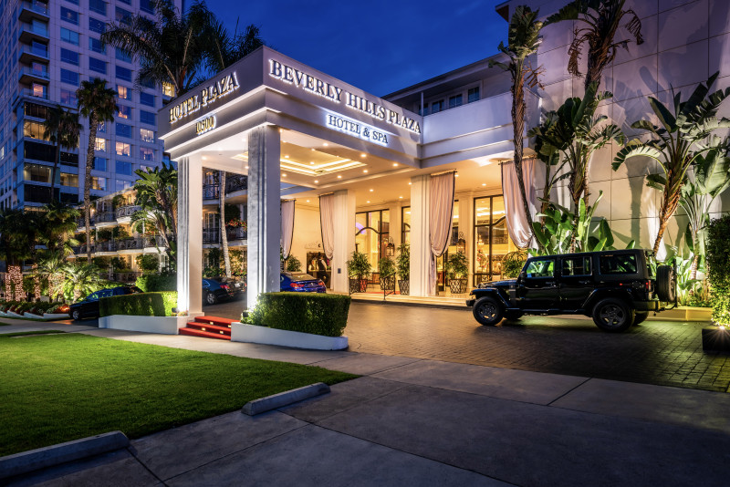 Beverly Hills Plaza Hotel & Spa - Hotel Entrance